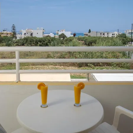 Cosmi Apts By Estia