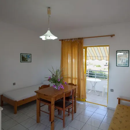 Lejlighedshotel Cosmi Apts By Estia 3*